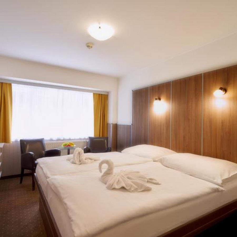 Wellness Hotel Green Paradise Pirkenhammer Eksteriør bilde